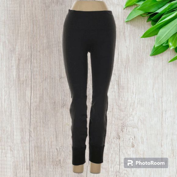 Lululemon Ebb To Street Pant Size 4 EUC - Picture 3 of 13